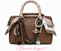 Quiet Luxury Bonzi bag